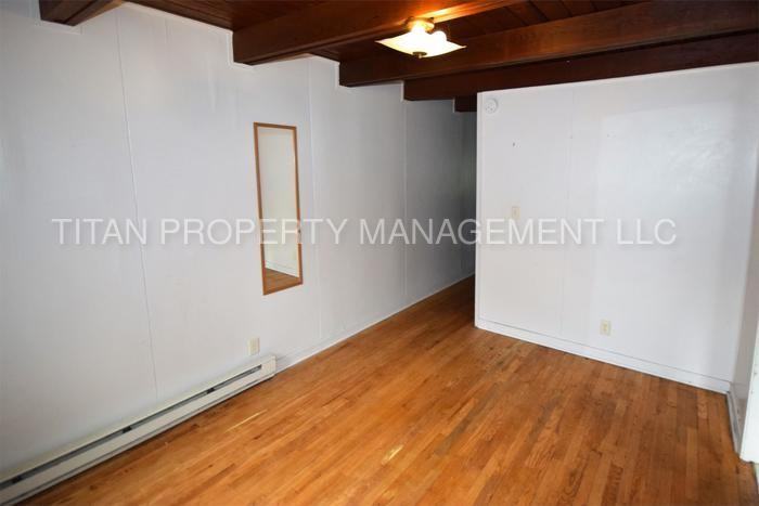 519 Lincoln St - Photo 3 of 10