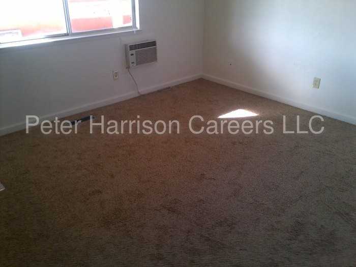 130 N Oregon St - Photo 2 of 8