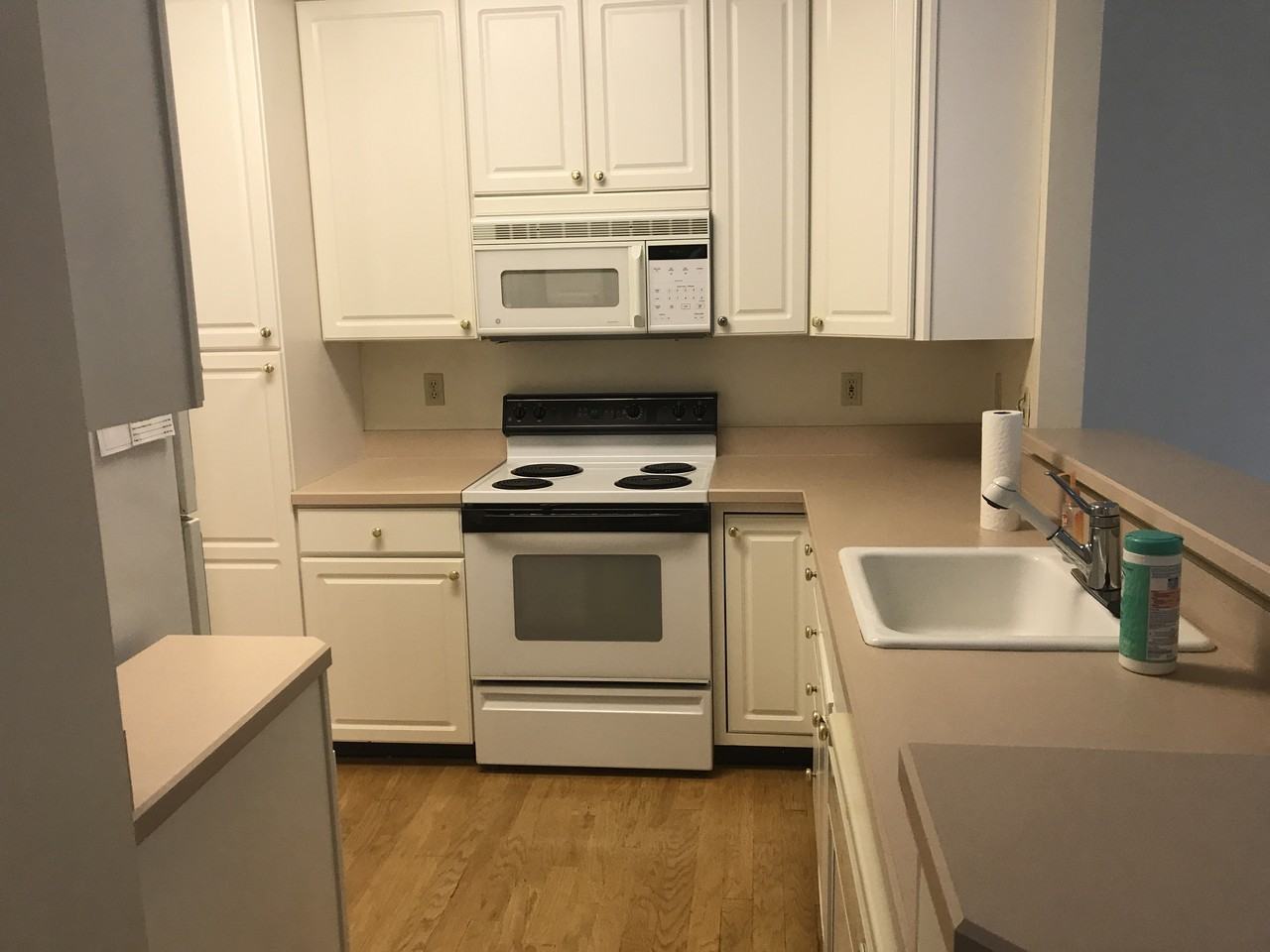 11 Oak Knoll Ln - Photo 3 of 10