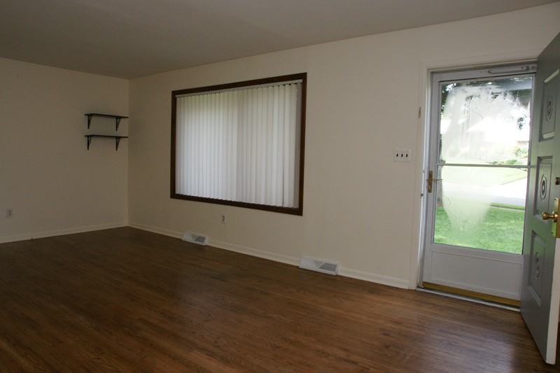 3 Langmoore Dr - Photo 2 of 13