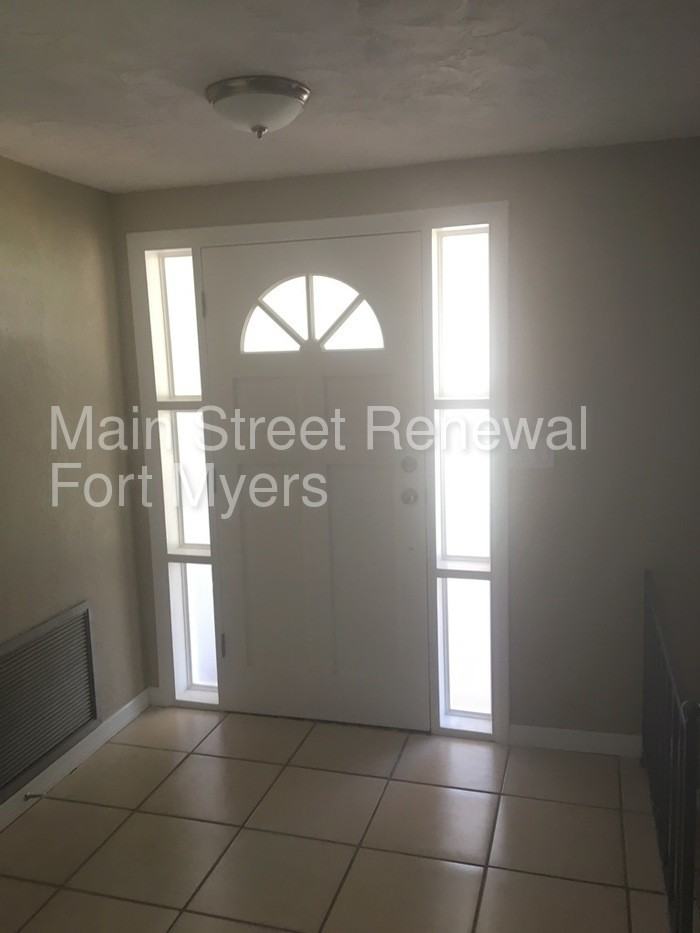 4620 Bowl St - Photo 2 of 19