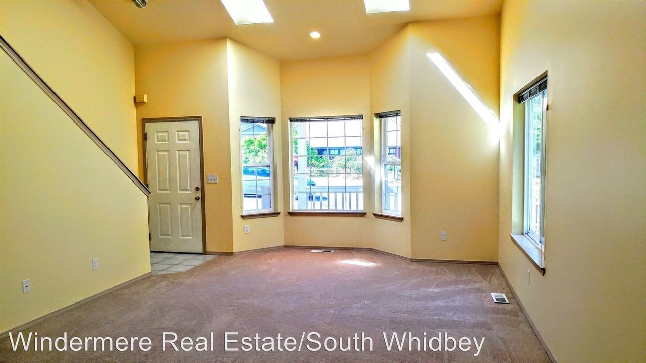 1316 Primrose Way - Photo 2 of 9