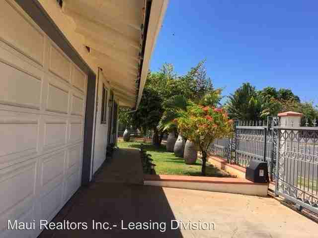 486 Waine'e St - Photo 2 of 9