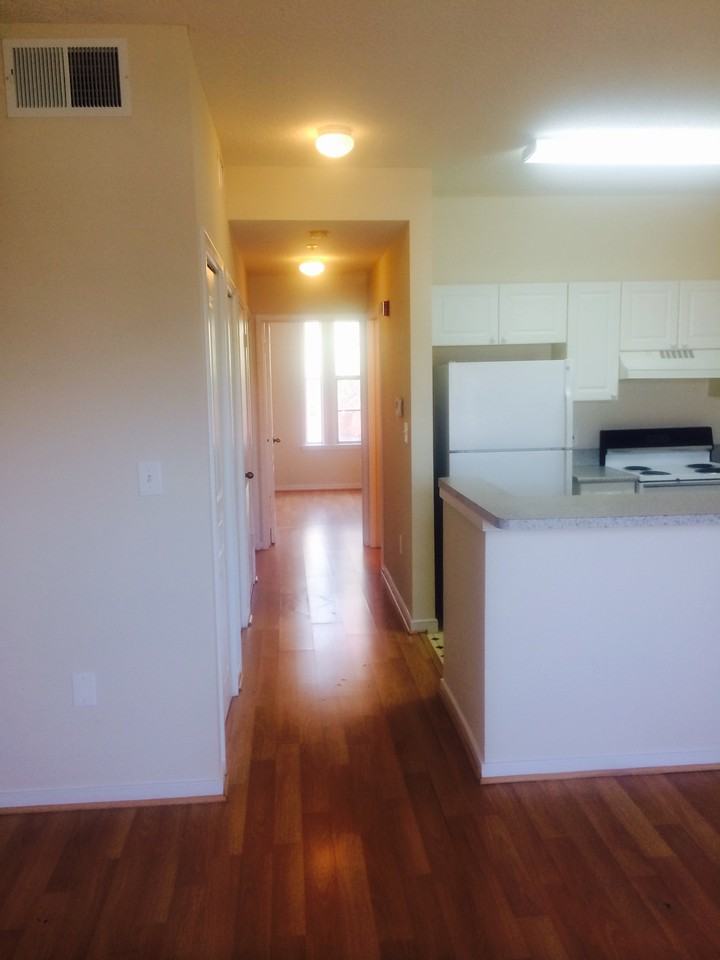 606 Market St - Photo 3 of 20