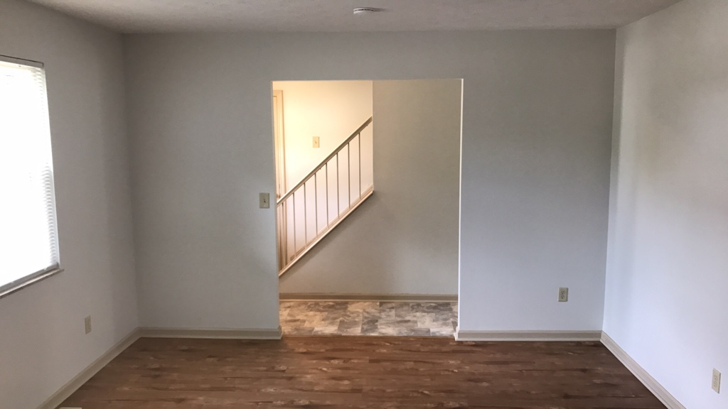 12045 Edgeworth Ct - Photo 2 of 19