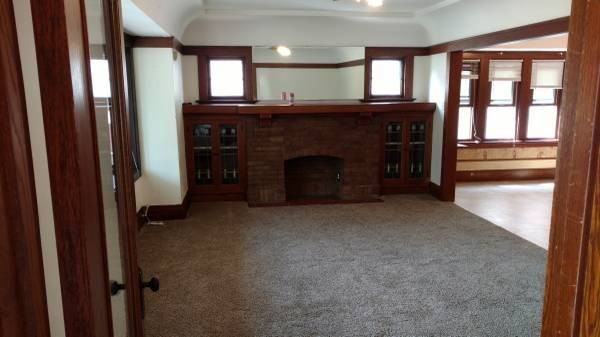 2523 N 50th St - Photo 3 of 17