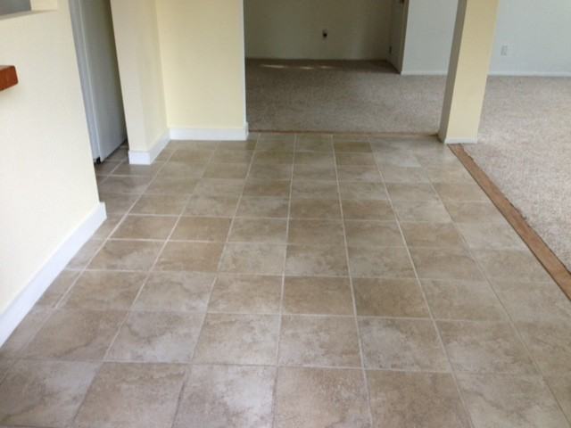 2424 Hillside Dr SE - Photo 2 of 20