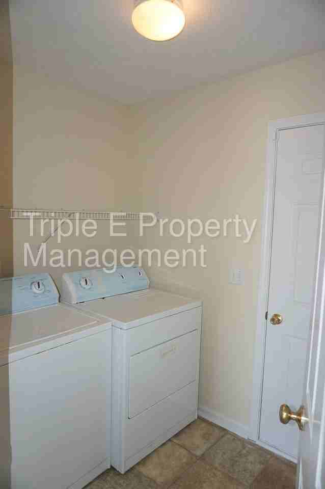 5627 Pillory Way - Photo 2 of 19