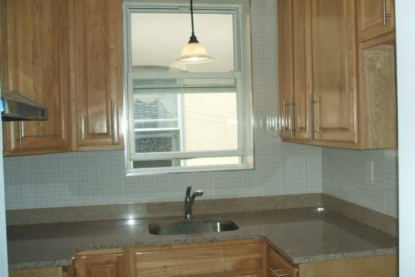 1918 W 5th St 2 - Photo 2 of 4