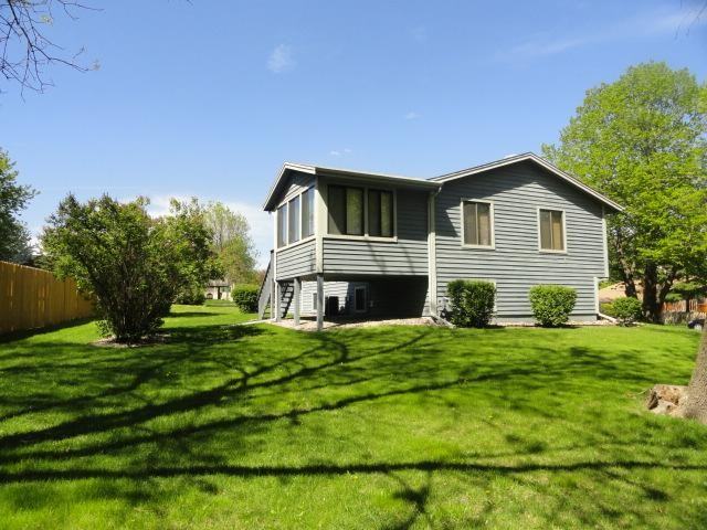 7510 Laredo Dr - Photo 2 of 11