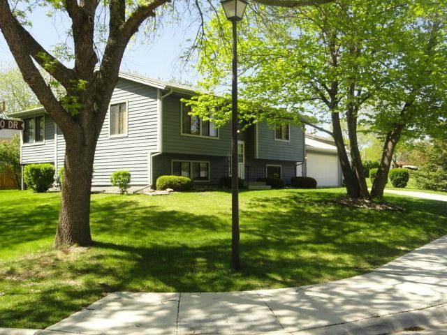 7510 Laredo Dr - Photo 3 of 11