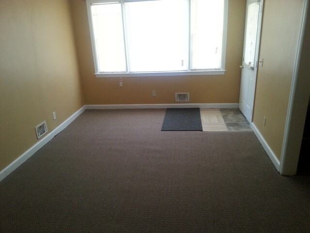 3420 Maybank St - Photo 3 of 12