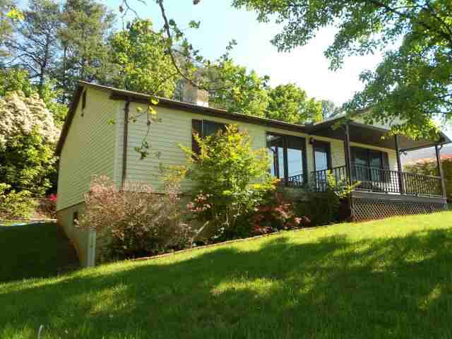 2831 Fletcher Cir - Photo 2 of 28