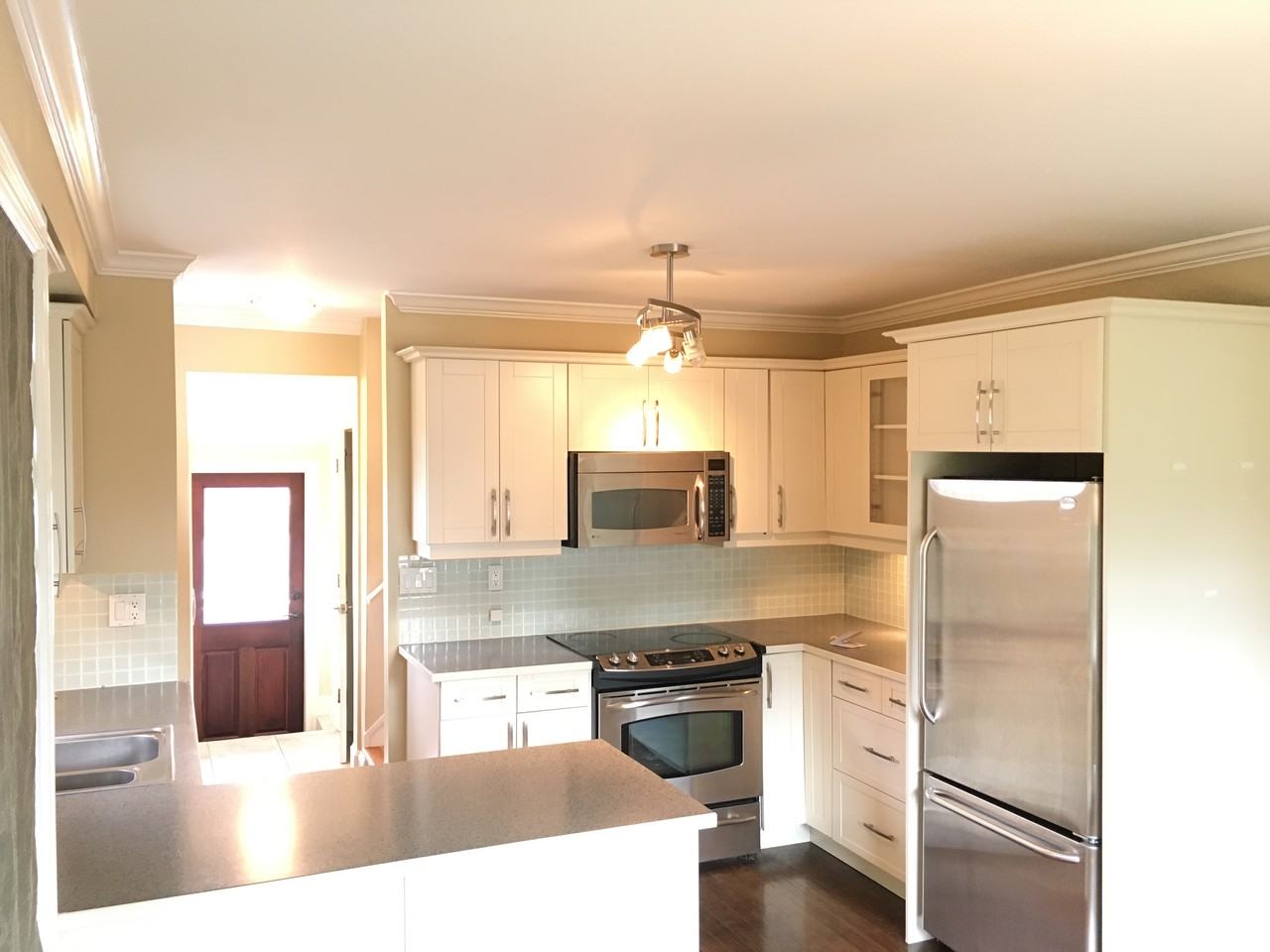 328 East 6th avenue - Photo 2 of 13