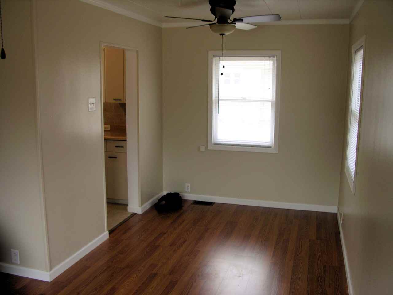 8305 South Pleasant Street - Photo 2 of 10