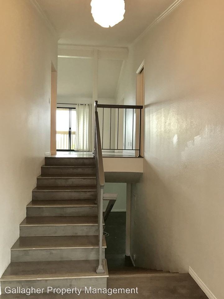 805 Via Granada - Photo 3 of 23