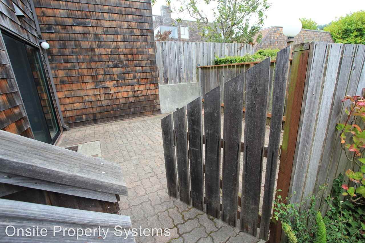 278 Beachview Ave #23 - Photo 3 of 23