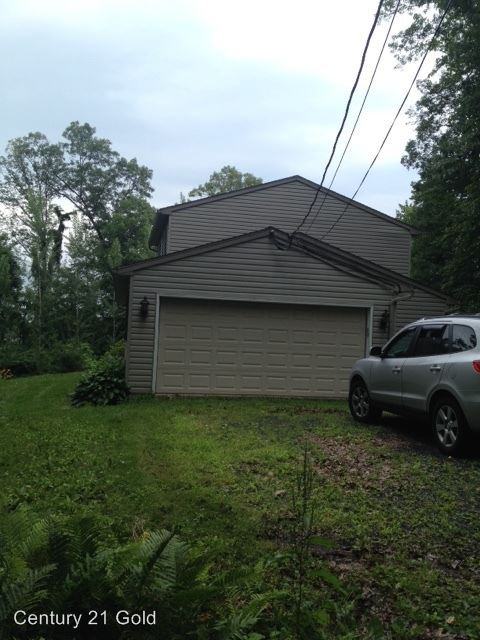 16 Woods Ln - Photo 2 of 15