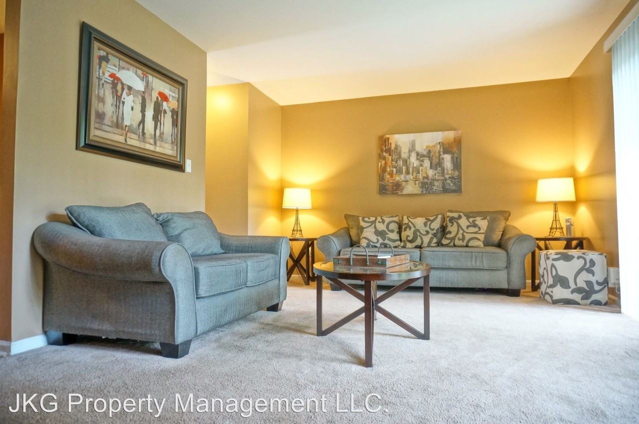 1204 Willow Green Dr - Photo 2 of 18