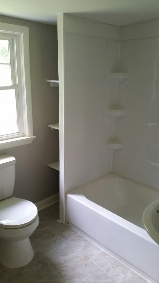 907 4th Avenue Southwest - Photo 5 of 9