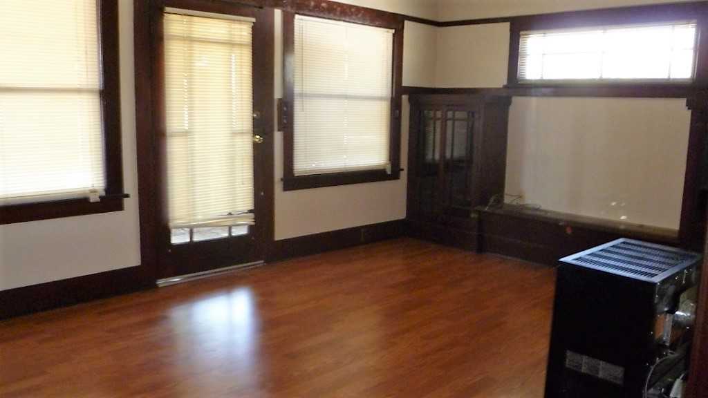 126 Contra Costa St - Photo 2 of 6