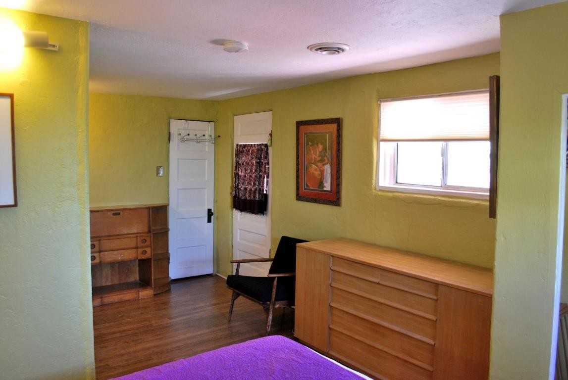 1722 Marble Ave NW - Photo 3 of 16