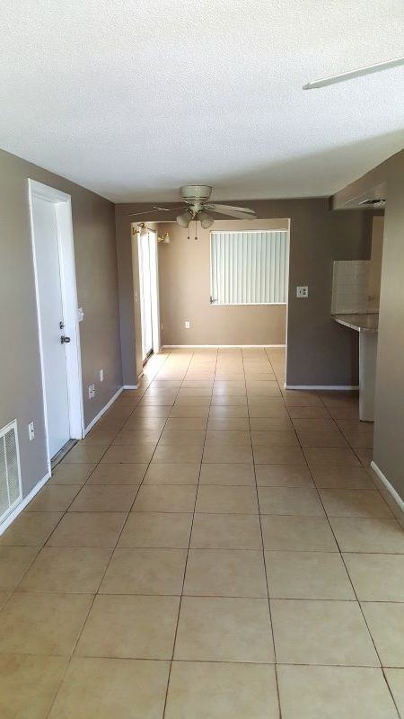 12700 College Hill Dr - Photo 2 of 11