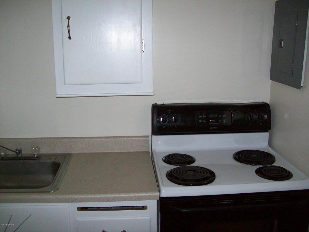 105 Kasak - Photo 2 of 8