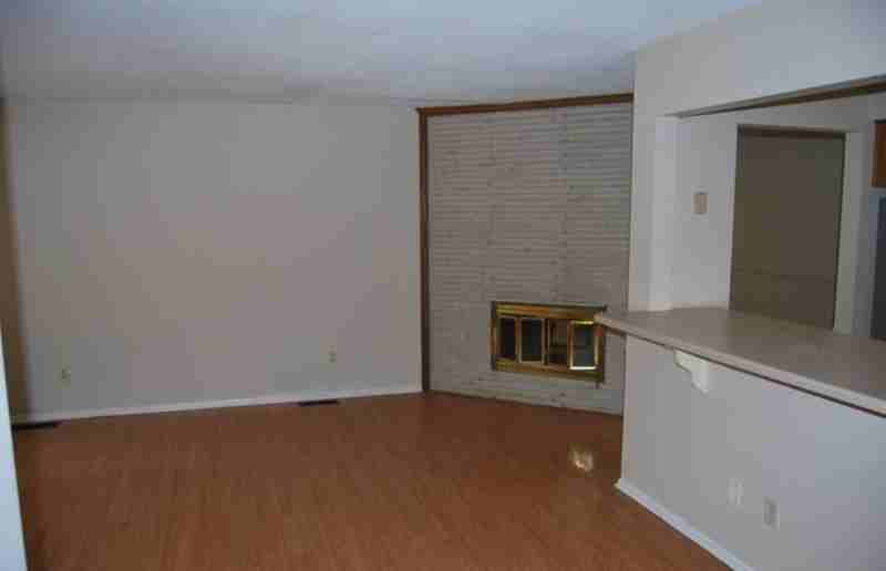 4131 Victoria Dr - Photo 3 of 19