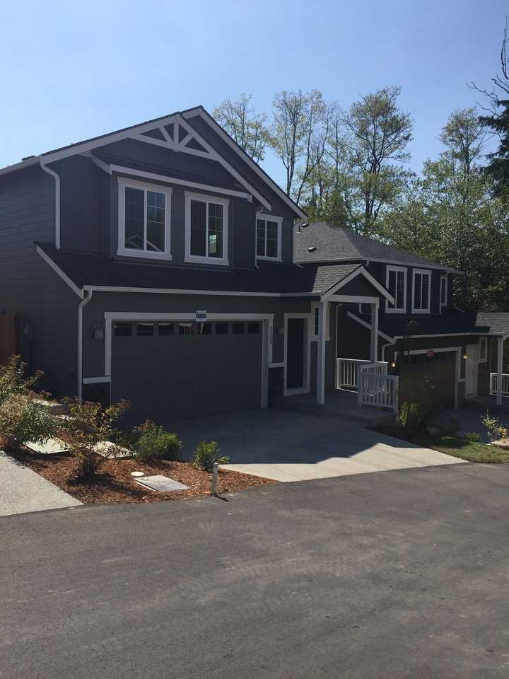 2220 147th St SW - Photo 2 of 23