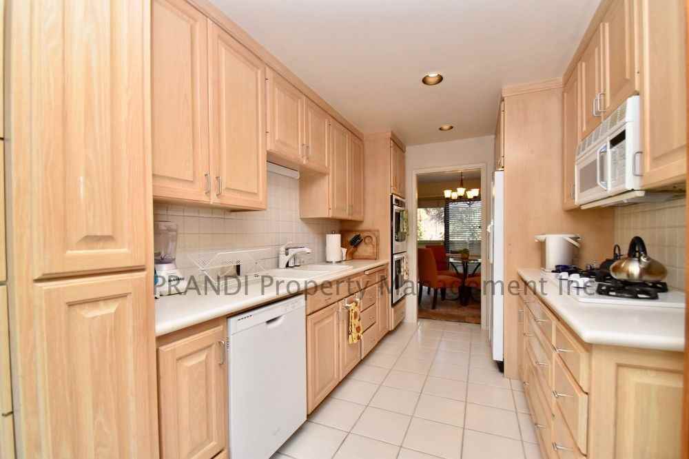 22 Chalda Ct - Photo 2 of 11