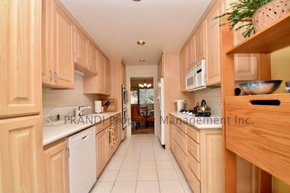 22 Chalda Ct - Photo 3 of 11