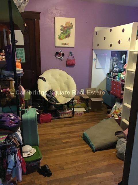 82 Barbara Rd 1 - Photo 3 of 7