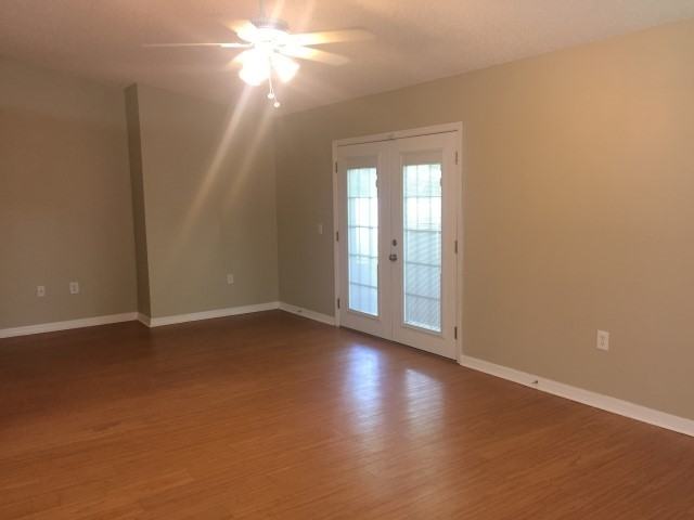 10513 Maronda Dr - Photo 3 of 20