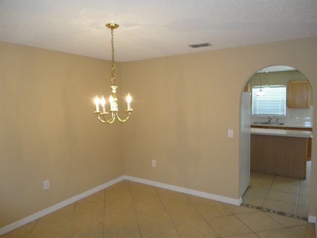 5055 Stratemeyer Dr - Photo 2 of 14