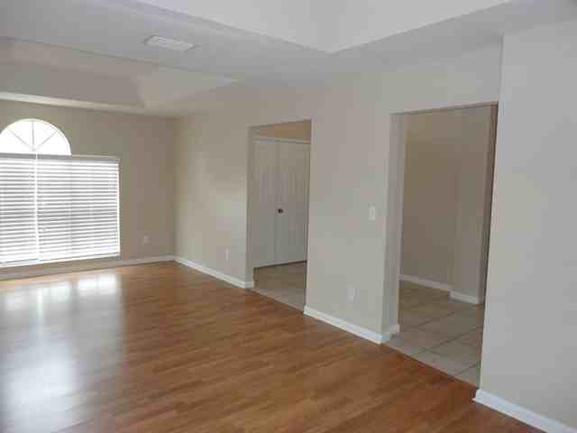 2042 Elk Spring Dr - Photo 2 of 9