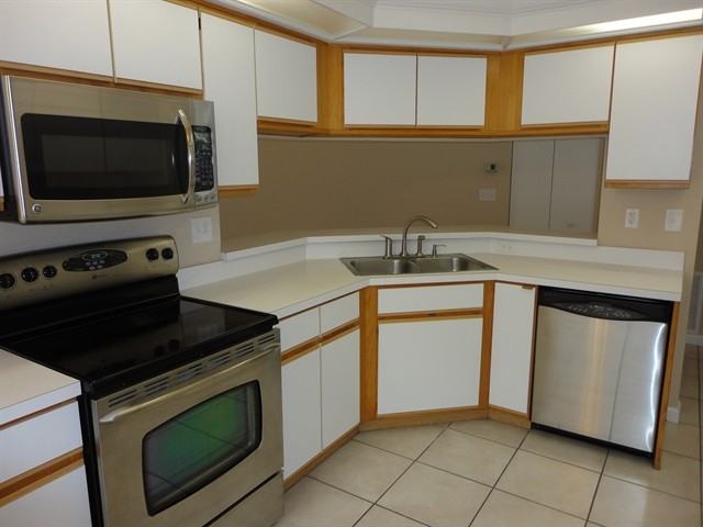 2042 Elk Spring Dr - Photo 3 of 9