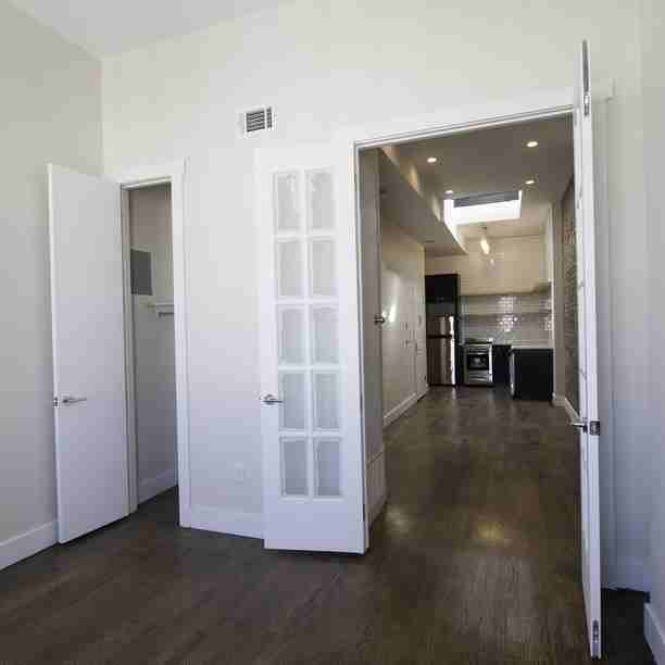 238 Stockholm Street #C4