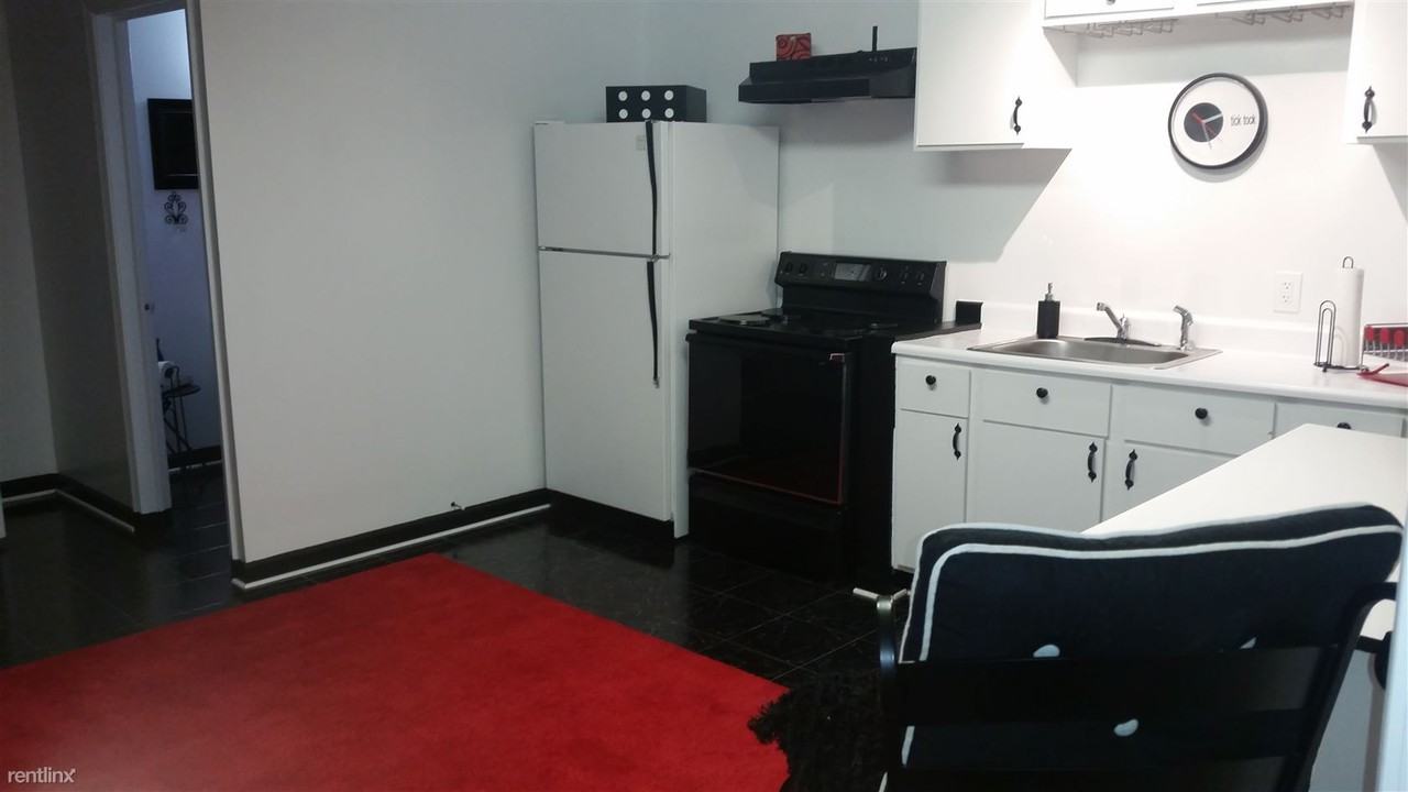 20603 Jones Ln - Photo 3 of 17