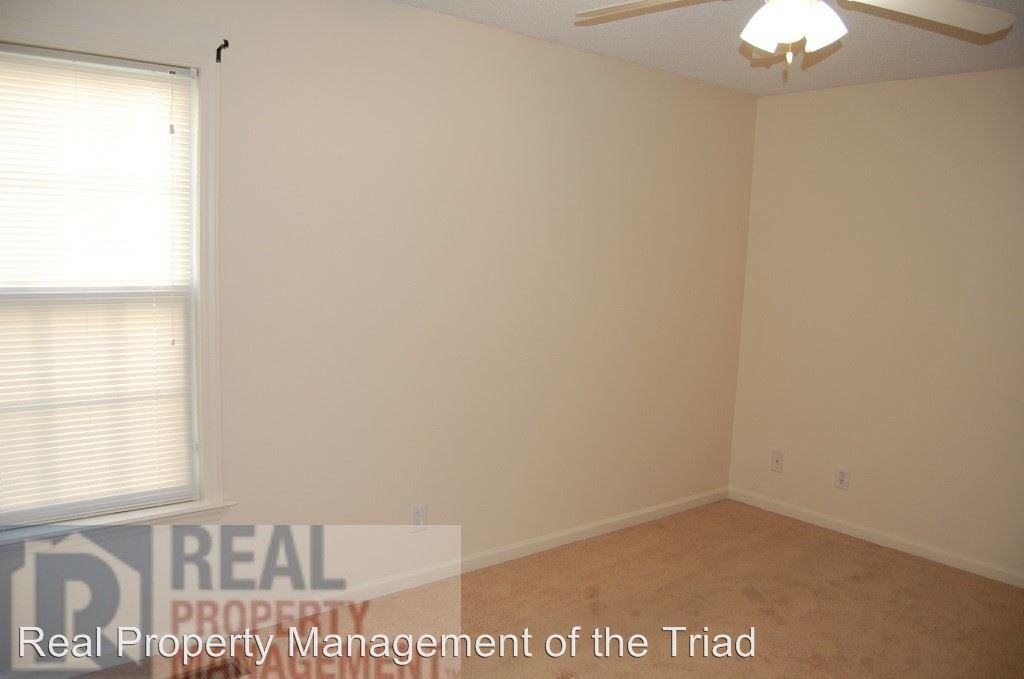 906 Tuscaloosa St - Photo 2 of 8