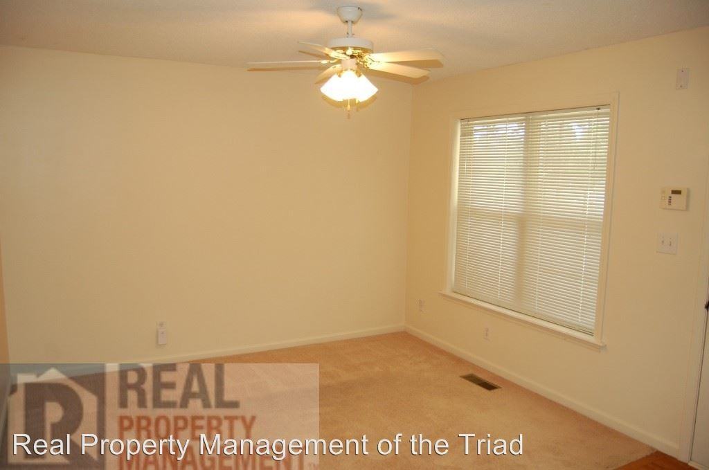 906 Tuscaloosa St - Photo 3 of 8