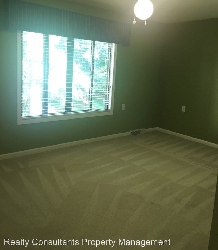 4002 Waldenbrook Rd - Photo 3 of 28
