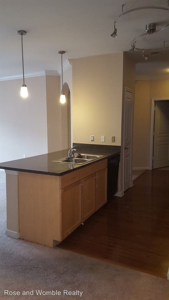 413 Granby St - Photo 3 of 30