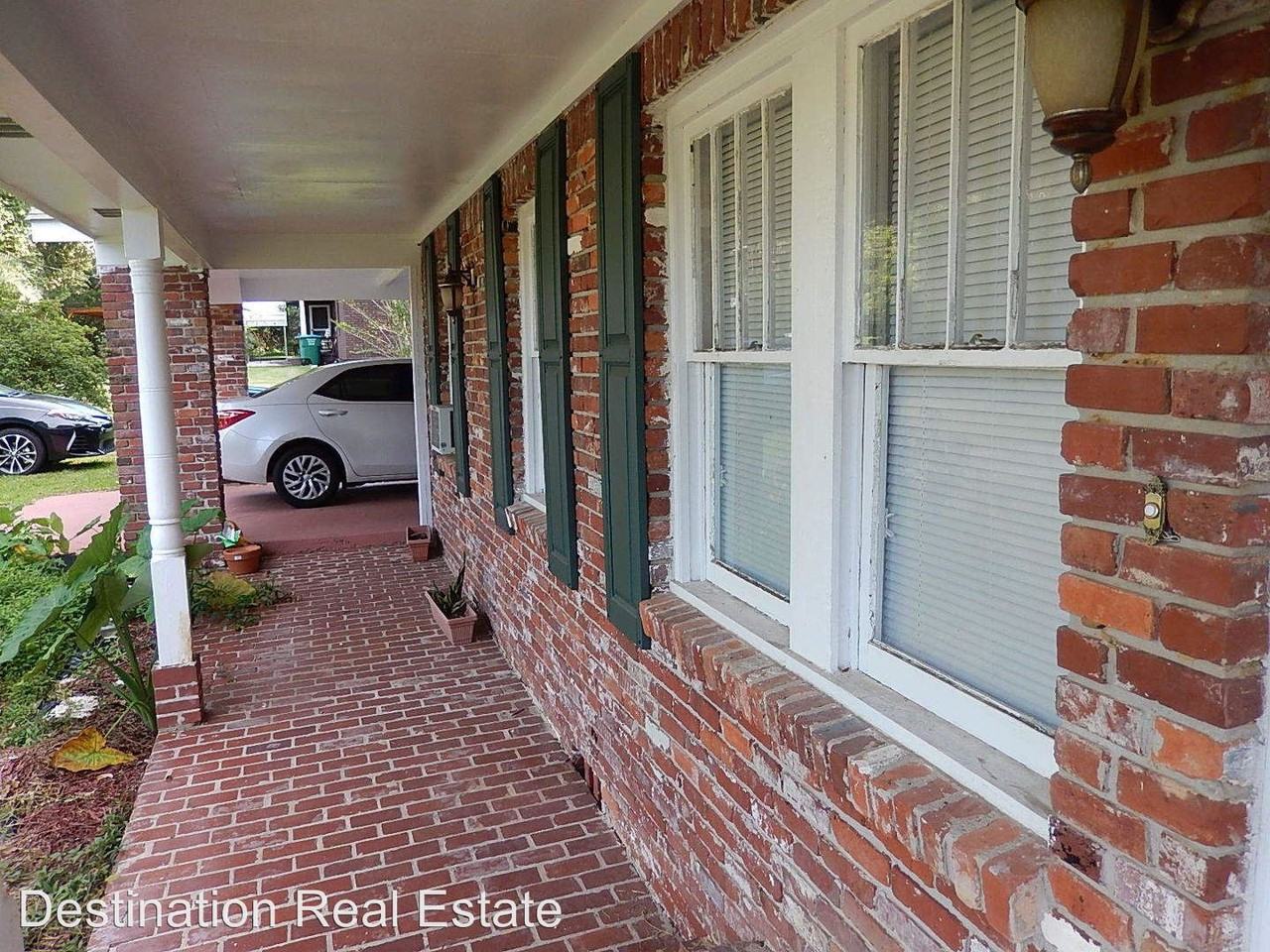 708 3rd St NE - Photo 2 of 28