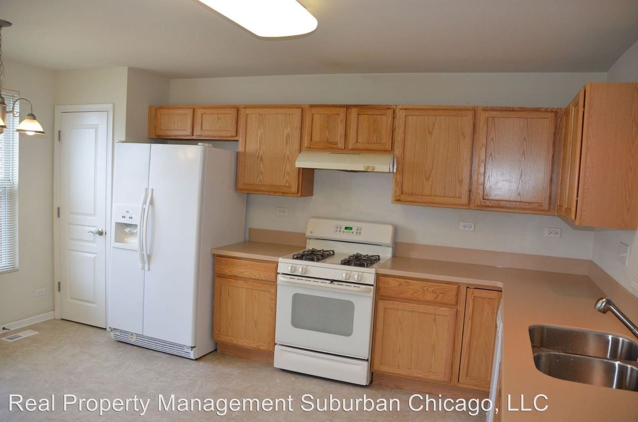 1453 Blackhawk Cir #4 - Photo 3 of 14