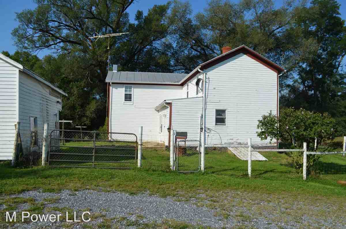 1091 Natural Chimney Rd - Photo 3 of 10