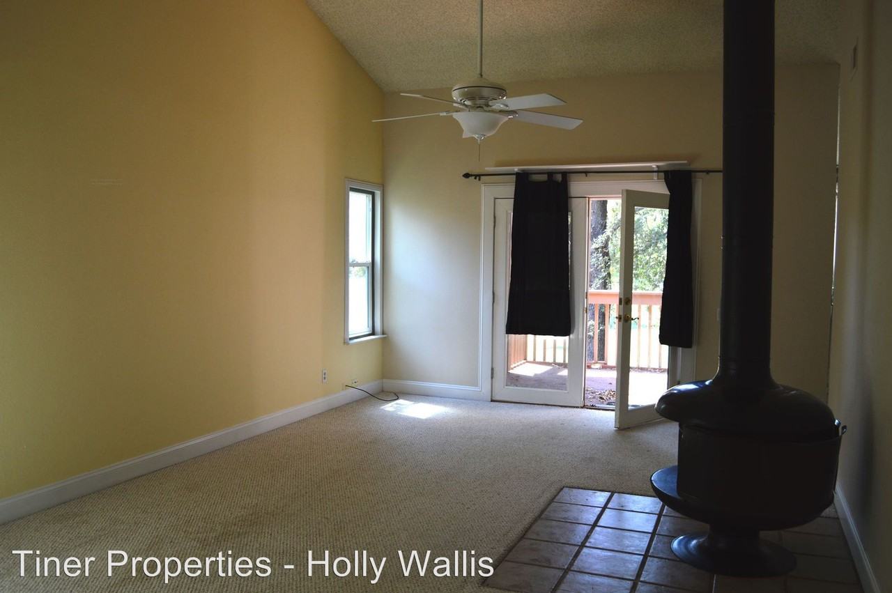 2674 Rio Bravo Cir - Photo 2 of 17