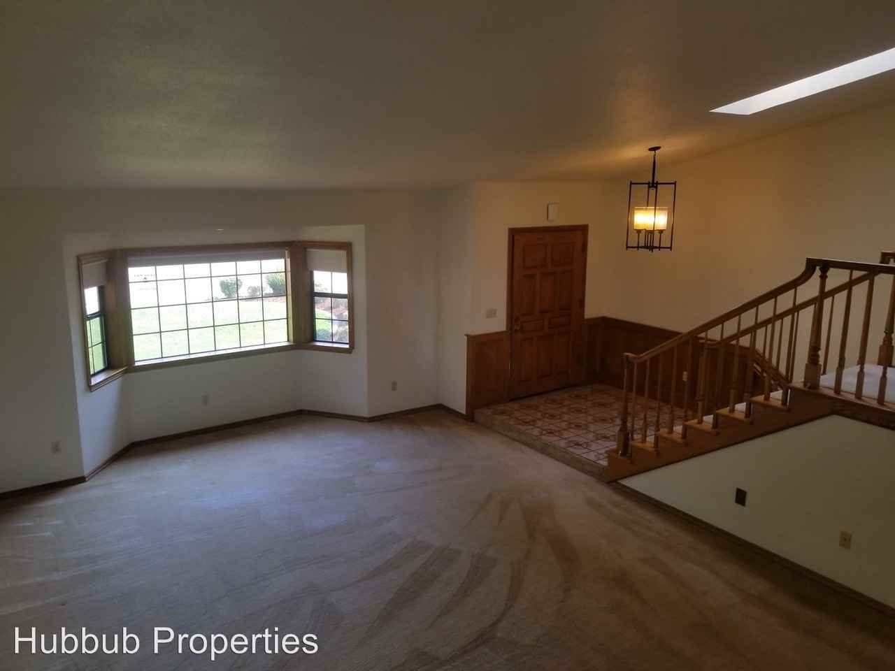 448 Arbor Pl - Photo 3 of 41