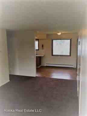 4228 San Roberto Ave - Photo 3 of 6