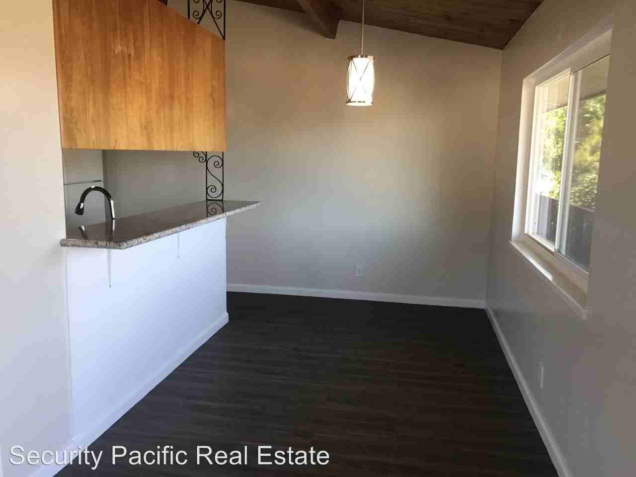 2801 Marina Blvd - Photo 2 of 10